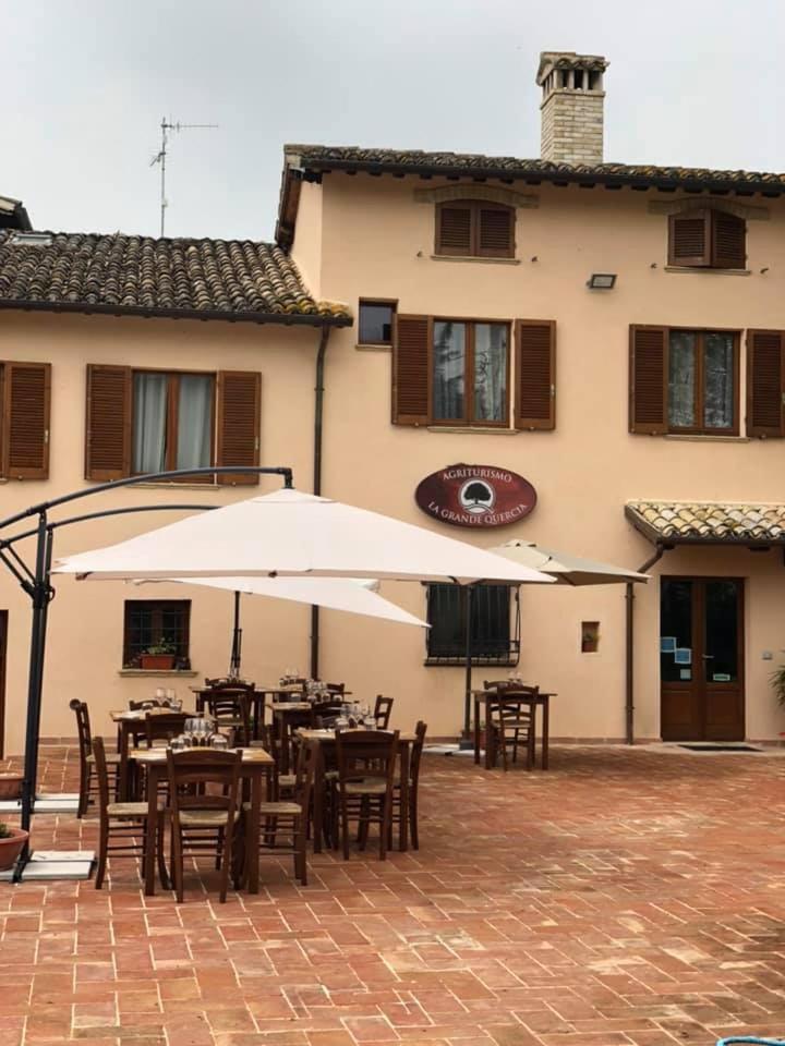 Bed and Breakfast La Grande Quercia Montefalco Zewnętrze zdjęcie